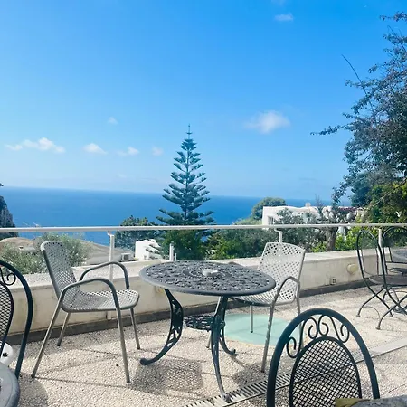 Apartment La Perla